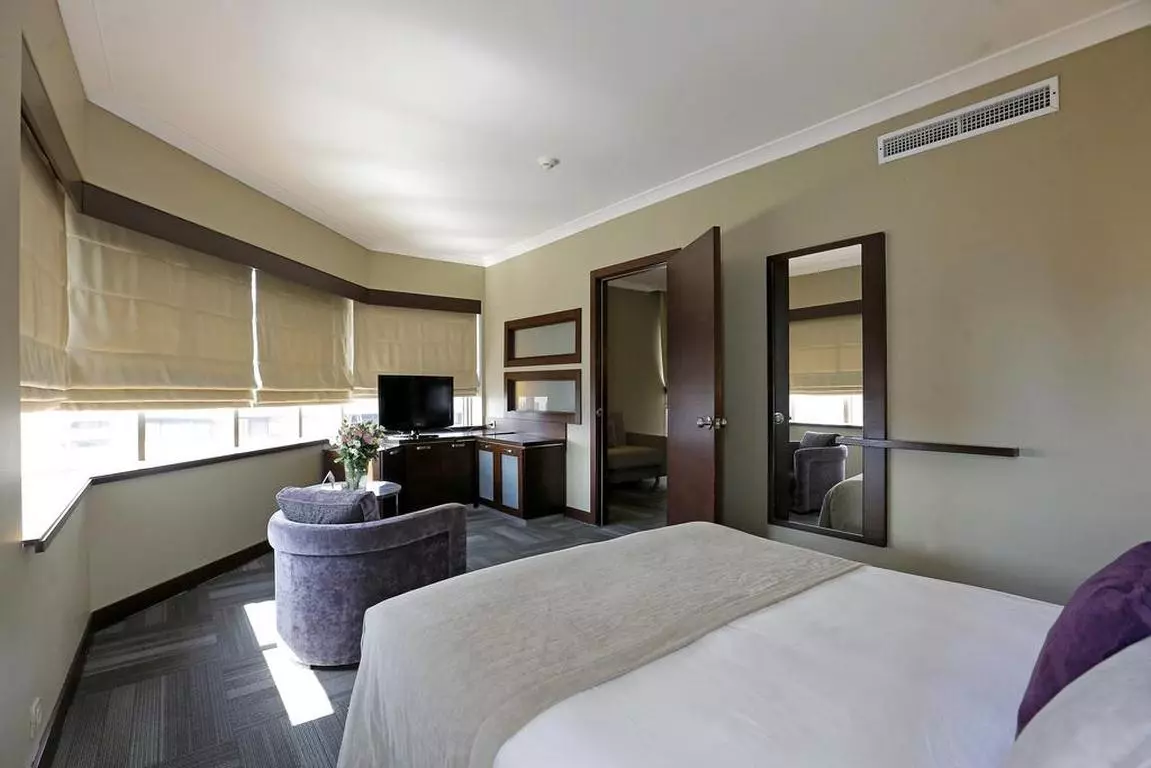 KAYAPRESTIGE_SHABAVIZPARVAZ (5).jpg